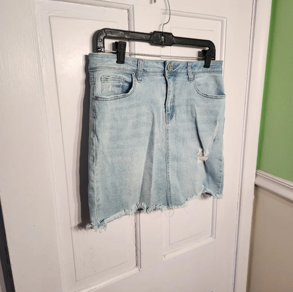 YMI Distressed Denim Skirt Size 9 - Picture 2 of 6